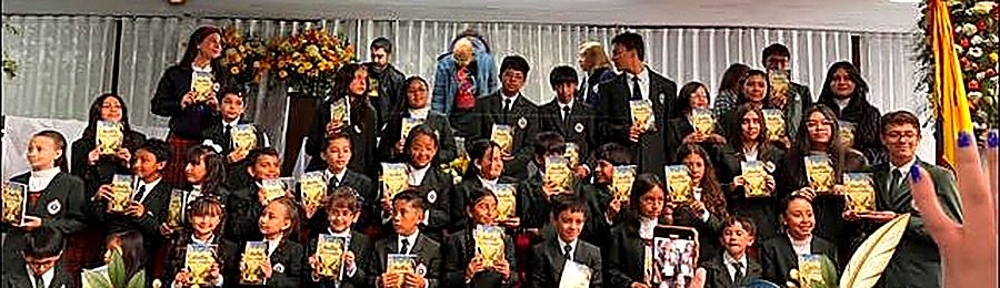 Estudiantes escritores del libro Huellas Girazomistas 2026